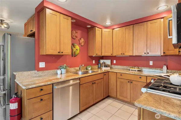 5145 S Myrtle ST, Seattle, WA 98118