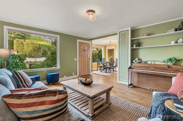 5145 S Myrtle ST, Seattle, WA 98118