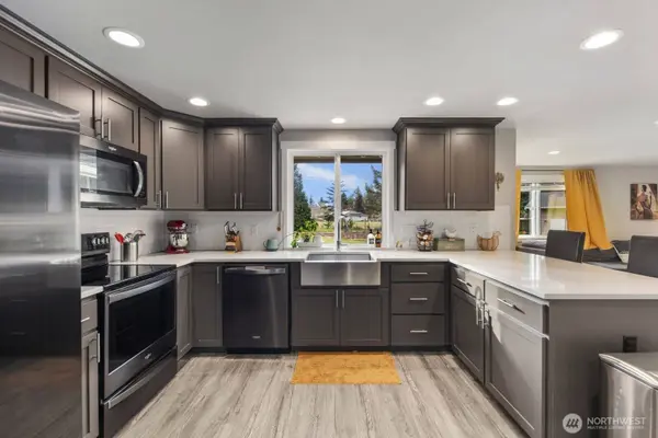 9911 Hampshire CT SE, Olympia, WA 98513