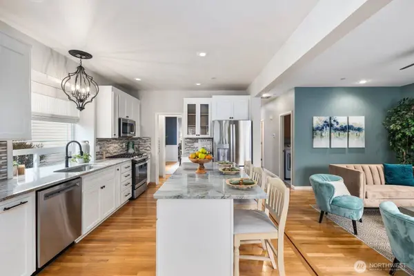 1424 Latham CT, Dupont, WA 98327