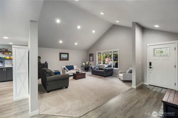 9911 Hampshire CT SE, Olympia, WA 98513