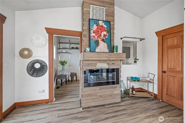 6822 S Lawrence ST, Tacoma, WA 98409