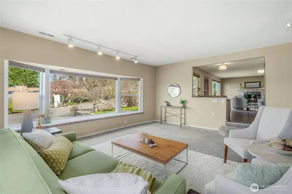 9537 S 213th ST, Kent, WA 98031