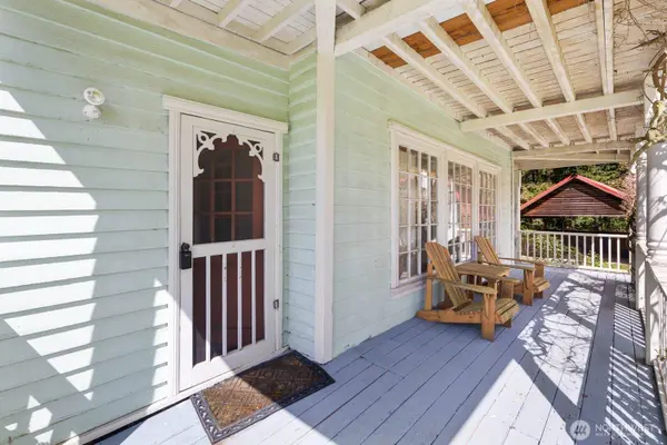 13130 SW 261st PL, Vashon, WA 98070