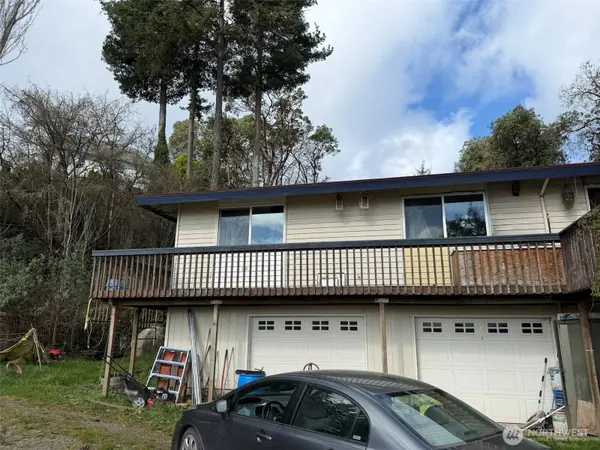 4725 SW 244th ST, Vashon, WA 98070