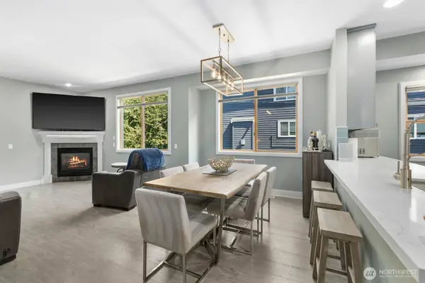 2858 NW 90th PL, Seattle, WA 98117