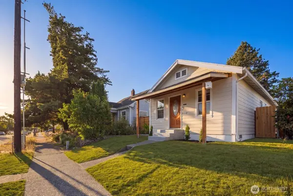 6622 S Warner ST, Tacoma, WA 98409