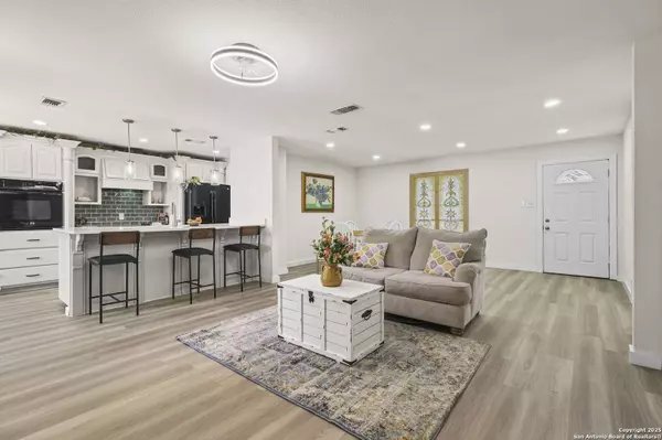 10206 Bull Run, San Antonio, TX 78230