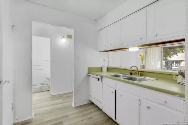 5017 Concord, San Antonio, TX 78228