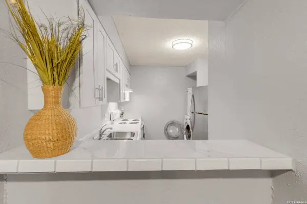 3243 Nacogdoches UNIT 609, San Antonio, TX 78217