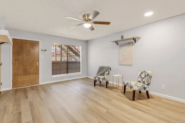 3243 Nacogdoches UNIT 609, San Antonio, TX 78217