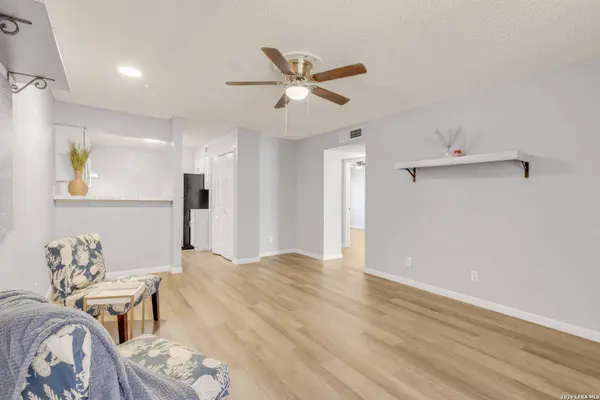 3243 Nacogdoches UNIT 609, San Antonio, TX 78217