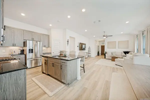 1617 Craftsman, New Braunfels, TX 78132