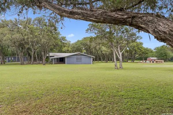 24818 HOUSE MOUNTAIN RD, San Antonio, TX 78255