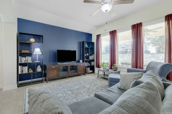 9818 Bricewood Oak, San Antonio, TX 78254