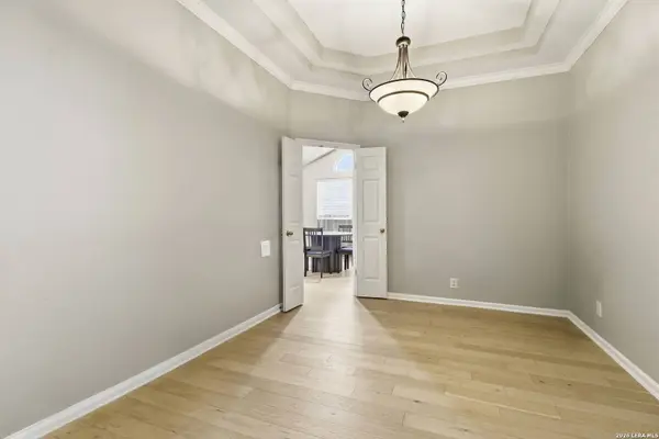 8 MARELLA DR, San Antonio, TX 78248