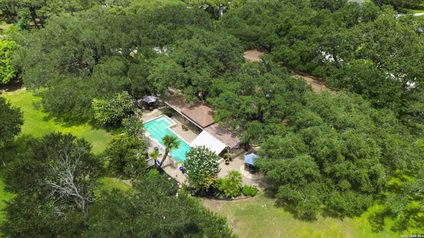 9477 WINDWOOD DR, Boerne, TX 78006