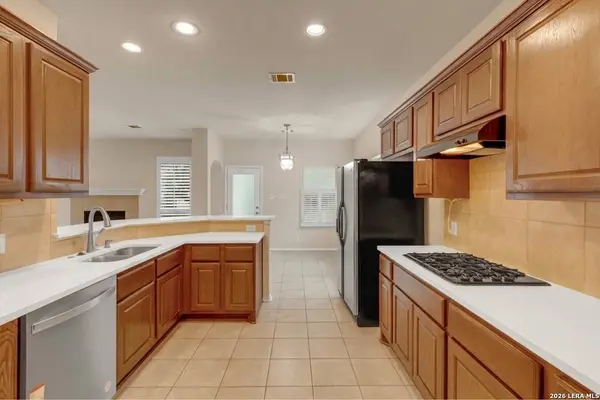 18615 Rogers Gln, San Antonio, TX 78258
