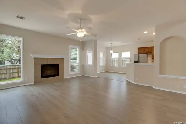 18615 Rogers Gln, San Antonio, TX 78258