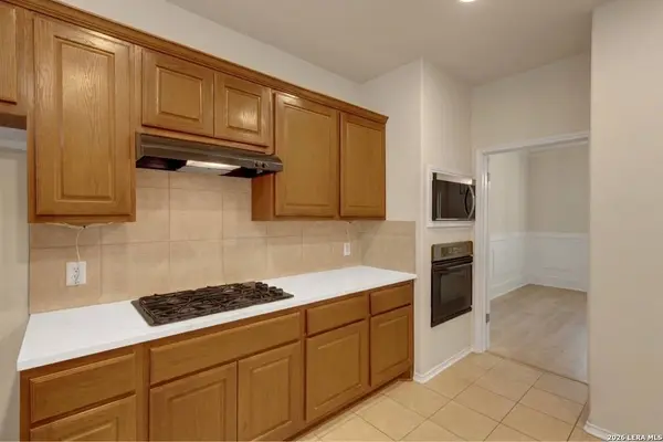 18615 Rogers Gln, San Antonio, TX 78258