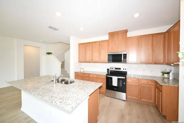 137 W Local Wave, Boerne, TX 78006