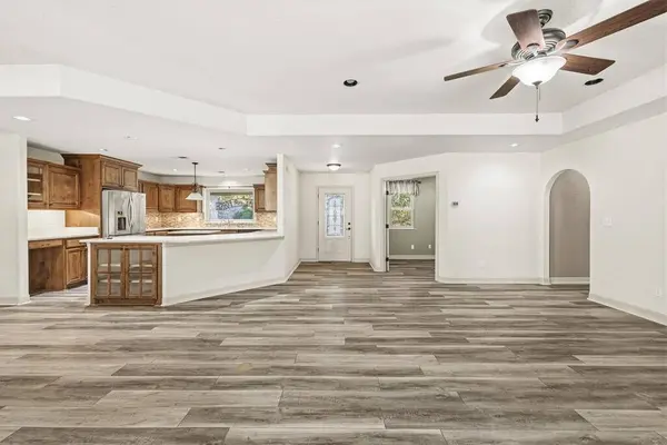 312 Cave Springs Dr, Ingram, TX 78024