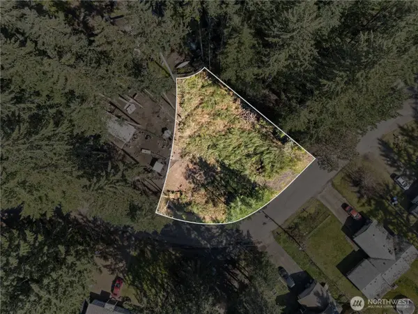 19025 SW 23rd St, Lakebay, WA 98349