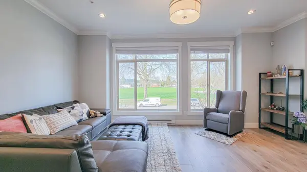 3126 Wellington ST #3, Port Coquitlam, BC V3B 3X4