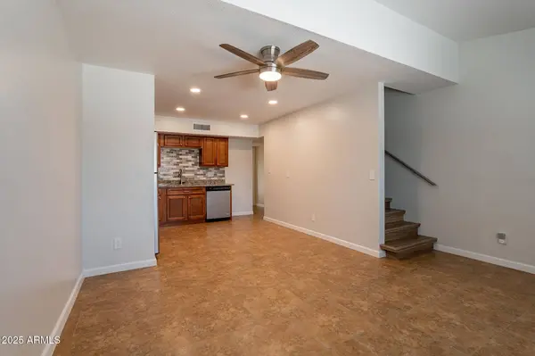 6206 E GLENCOVE Street, Mesa, AZ 85205
