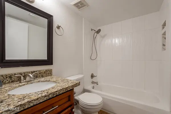 6206 E GLENCOVE Street, Mesa, AZ 85205