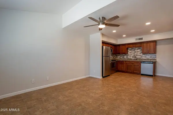 6206 E GLENCOVE Street, Mesa, AZ 85205