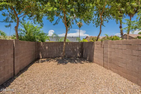 6206 E GLENCOVE Street, Mesa, AZ 85205