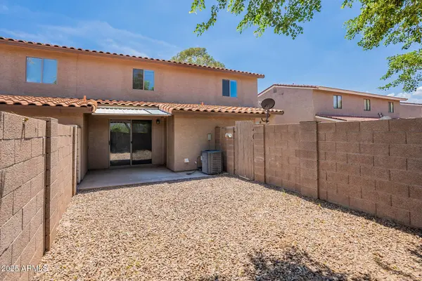 6206 E GLENCOVE Street, Mesa, AZ 85205