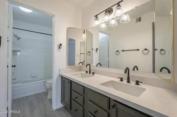 6885 E COCHISE Road #219, Paradise Valley, AZ 85253