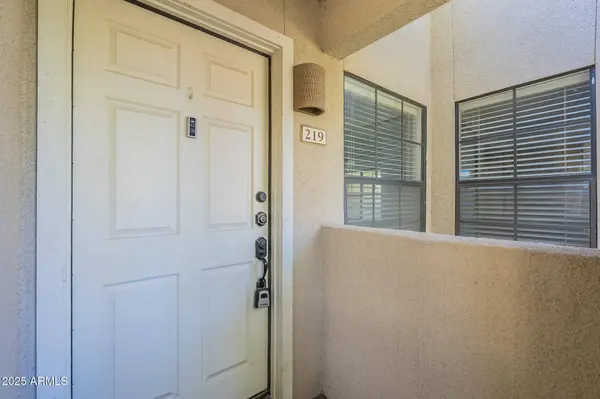 6885 E COCHISE Road #219, Paradise Valley, AZ 85253