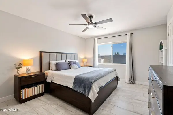 1301 W KERRY Lane, Phoenix, AZ 85027