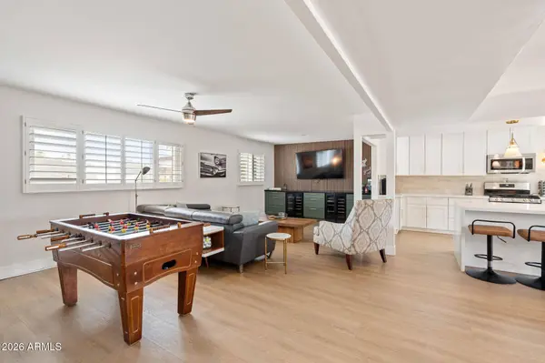 8301 E CRESTWOOD Way, Scottsdale, AZ 85250