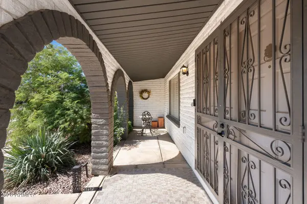 2448 E FAIRMONT Drive, Tempe, AZ 85282