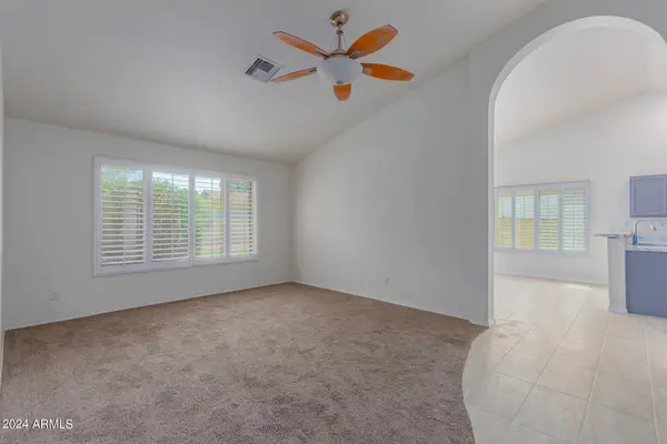 213 W SEQUOIA Drive, Phoenix, AZ 85027