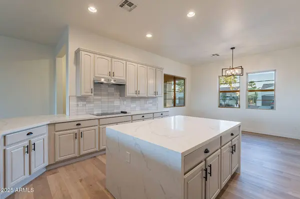 21913 N PEDREGOSA Court, Sun City West, AZ 85375