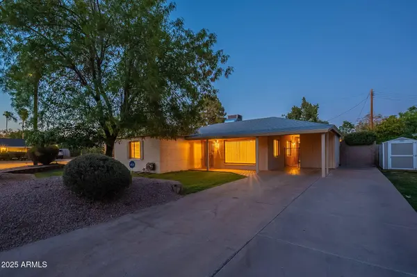7035 N 11th Place, Phoenix, AZ 85020