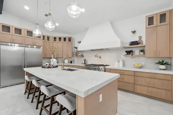 7774 E SAN FERNANDO Drive, Scottsdale, AZ 85255