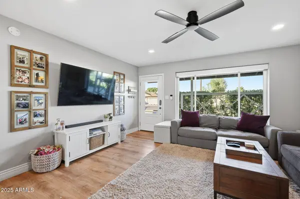 8113 E OAK Street, Scottsdale, AZ 85257