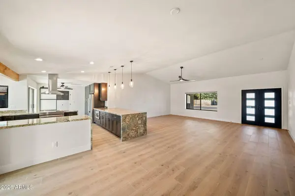 4641 E SHEENA Drive, Phoenix, AZ 85032