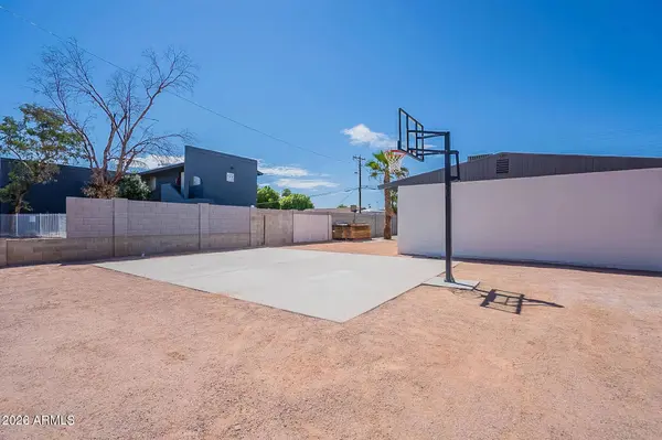 37 E EL PARQUE Drive #B, Tempe, AZ 85282