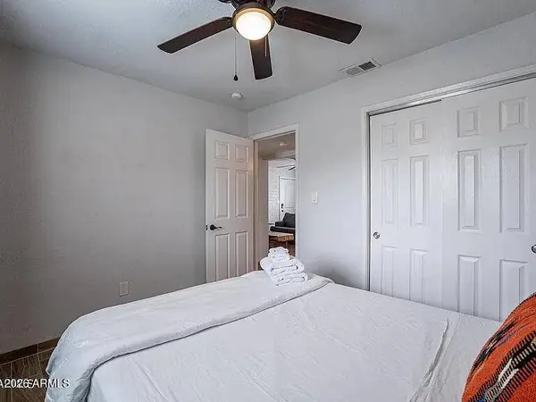 1212 E Tempe Drive, Tempe, AZ 85288