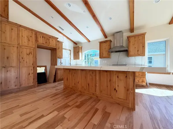 26875 Modoc LN, Lake Arrowhead, CA 92352