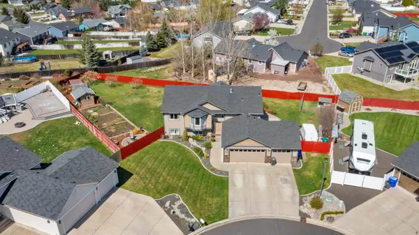 15121 N Wilson Ct, Mead, WA 99021