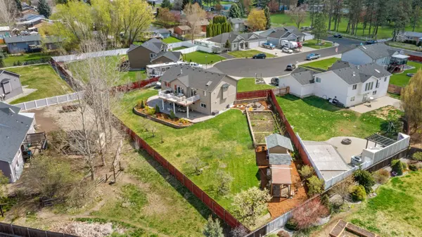 15121 N Wilson Ct, Mead, WA 99021