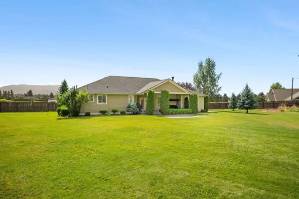 3210 N Molter Rd, Otis Orchards, WA 99027